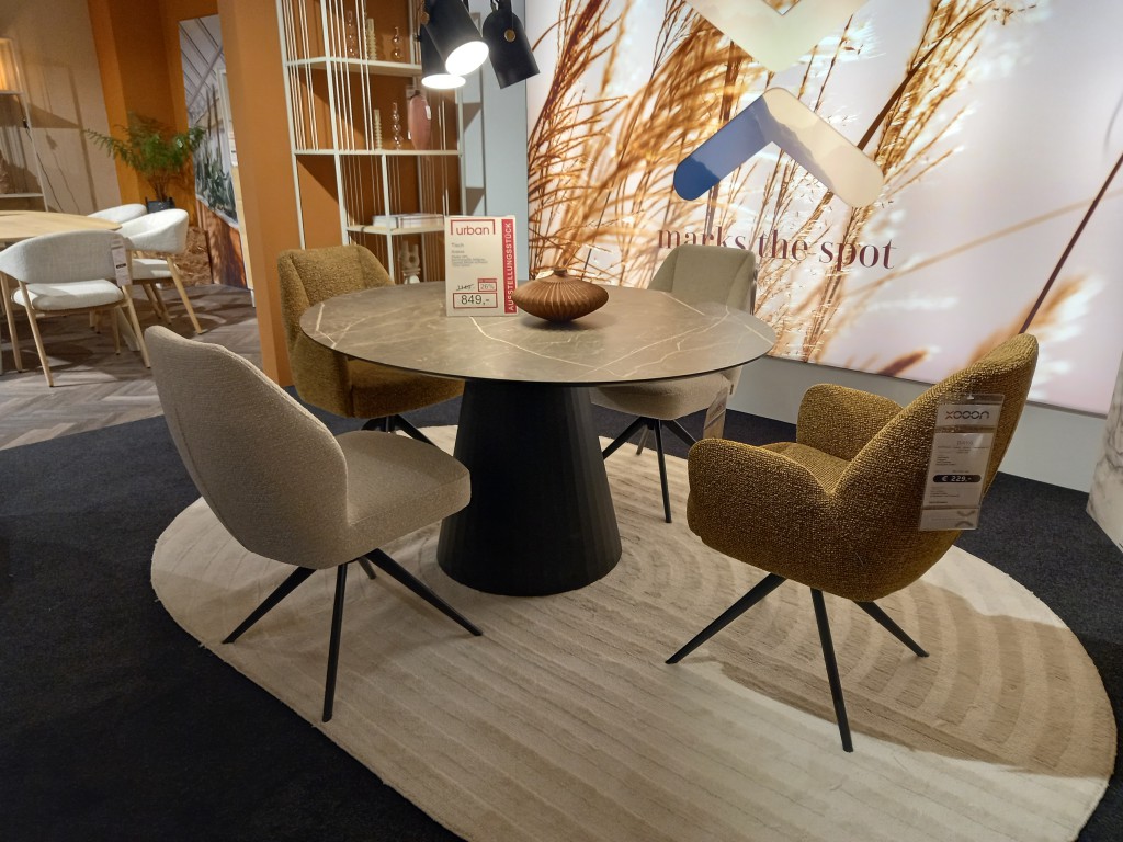 Tisch Arabax